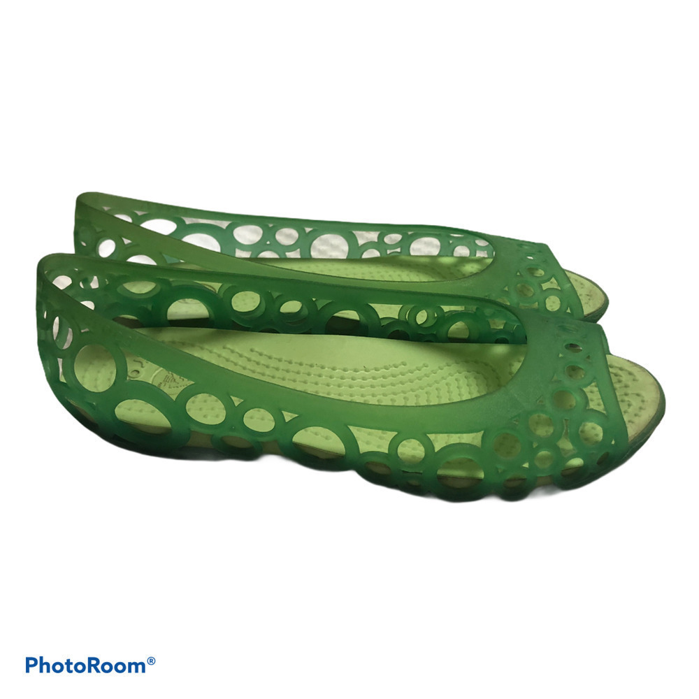 Crocs Green Flats Open Toe Shoes Girls J 4